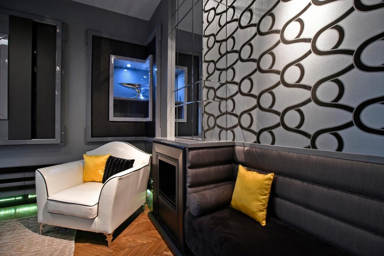 Appartamento Luxuryflat Near Centre On118 Sqm, 3Br,2Bth,8Bed,Ac Budapest Esterno foto
