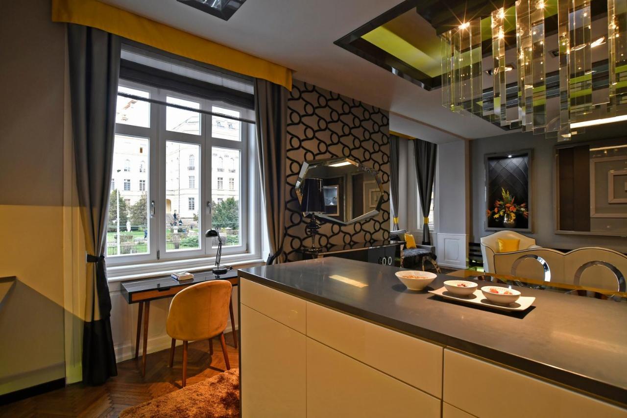 Appartamento Luxuryflat Near Centre On118 Sqm, 3Br,2Bth,8Bed,Ac Budapest Esterno foto