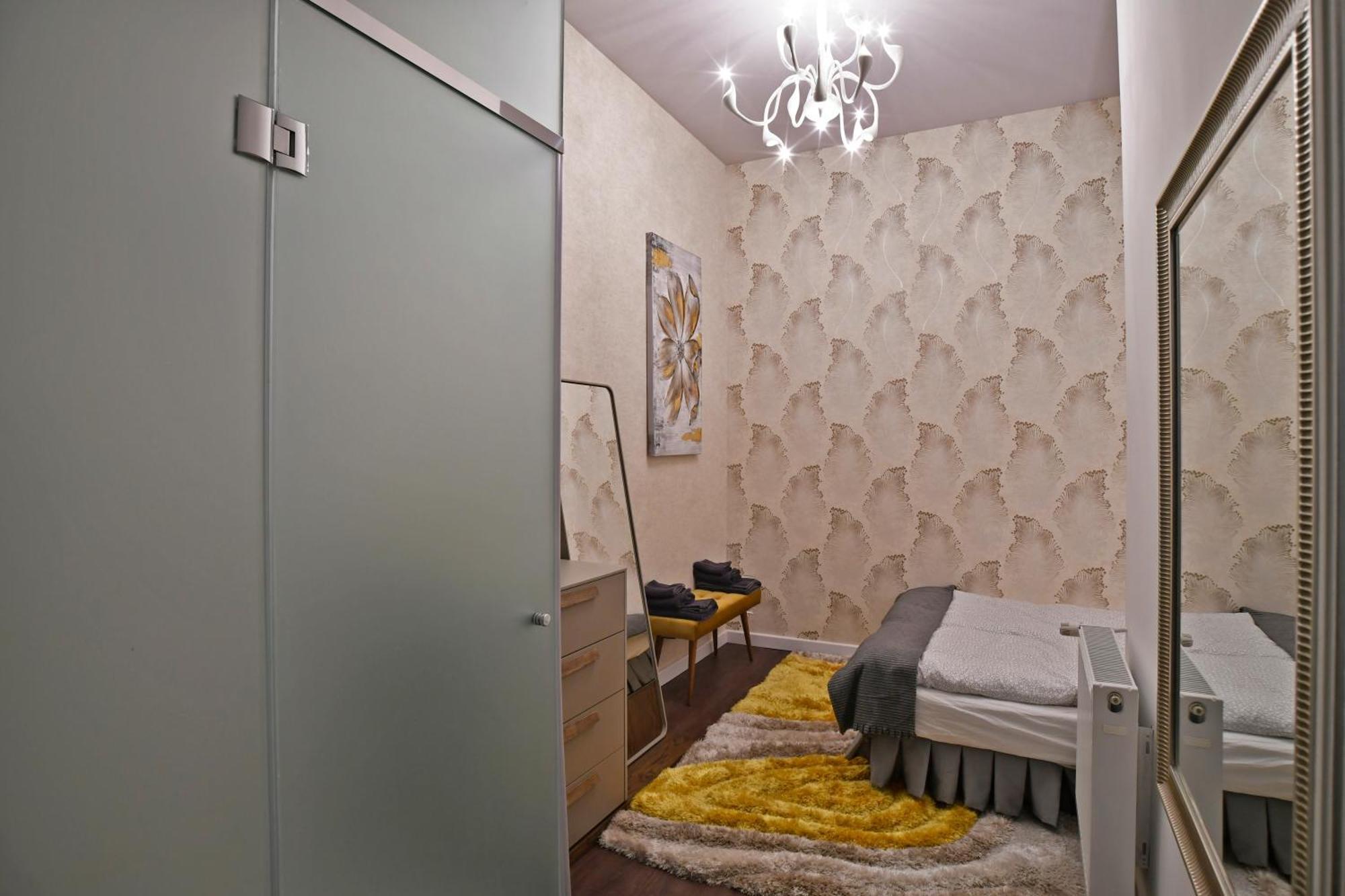 Appartamento Luxuryflat Near Centre On118 Sqm, 3Br,2Bth,8Bed,Ac Budapest Esterno foto