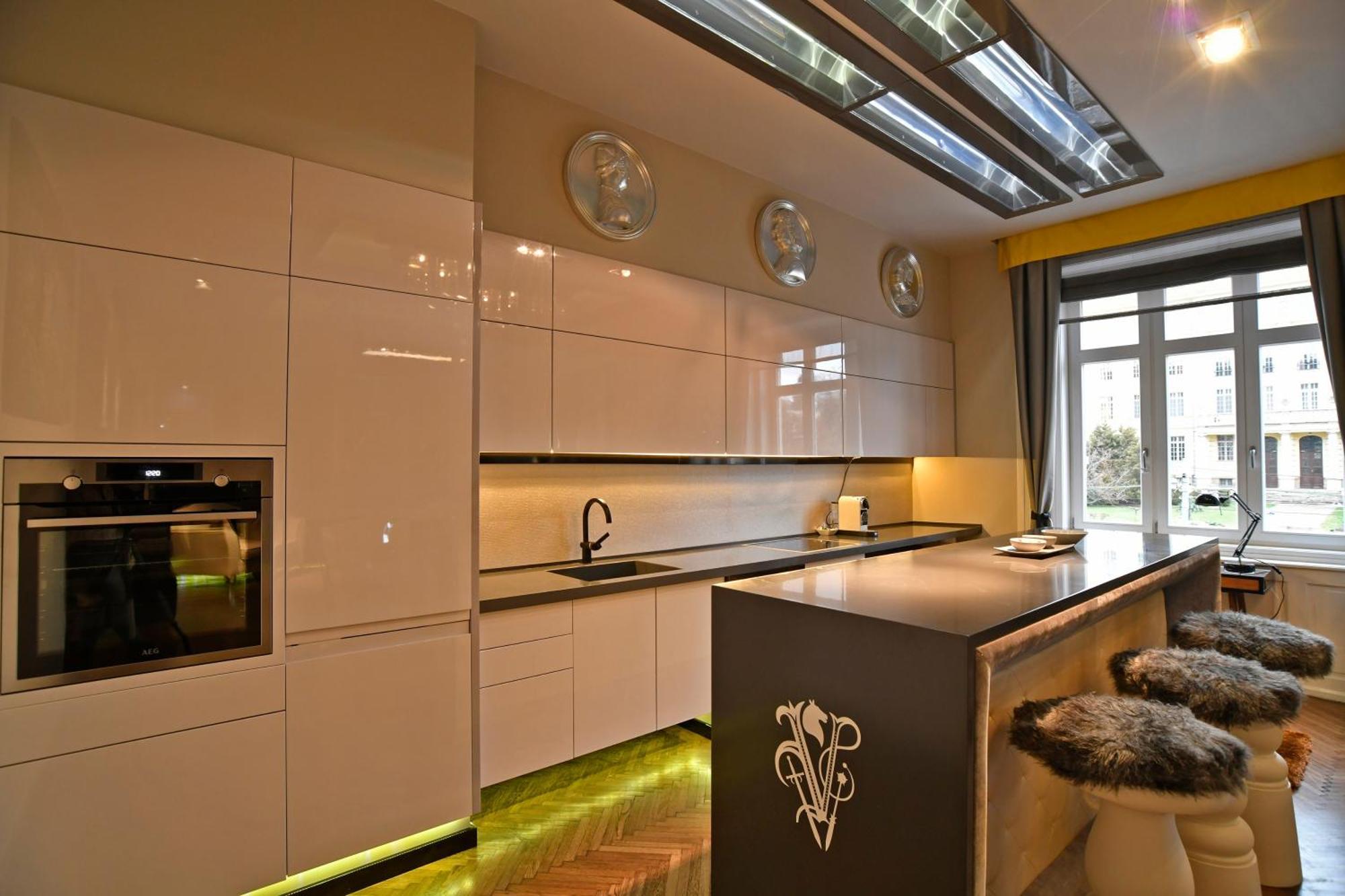 Appartamento Luxuryflat Near Centre On118 Sqm, 3Br,2Bth,8Bed,Ac Budapest Esterno foto